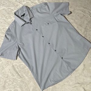 Men’s Short Sleeve Button-Down Shirt